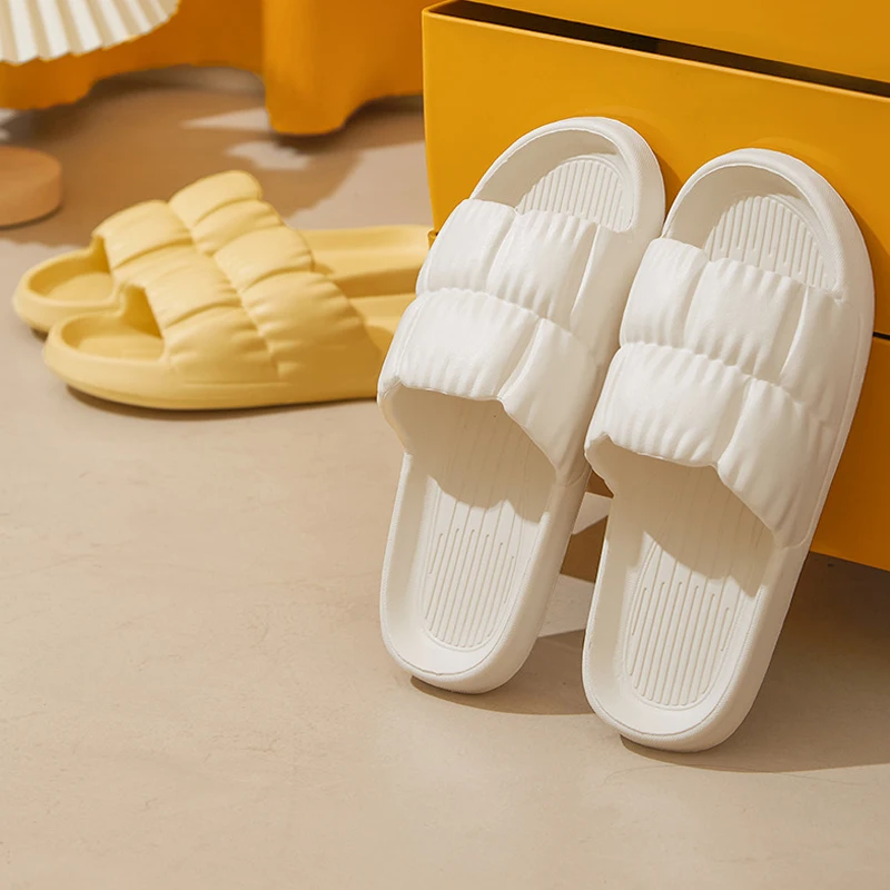 Fashion Men's Shoes Ligtweight EVA Indoor Home Sandals Slippers Shoes Men Slippers Outdoor Students Women Comfortable Slides