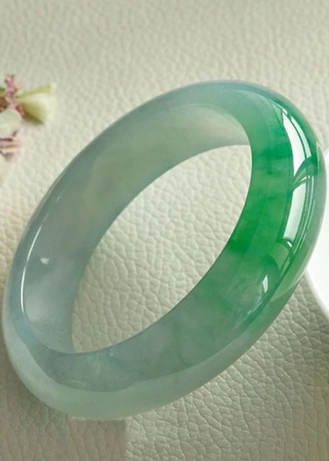 Top Selling Natural Jade Stone Bracelet Elegant Emerald-green Bangles Delicate Jewelry Accessories Crafts Gifts
