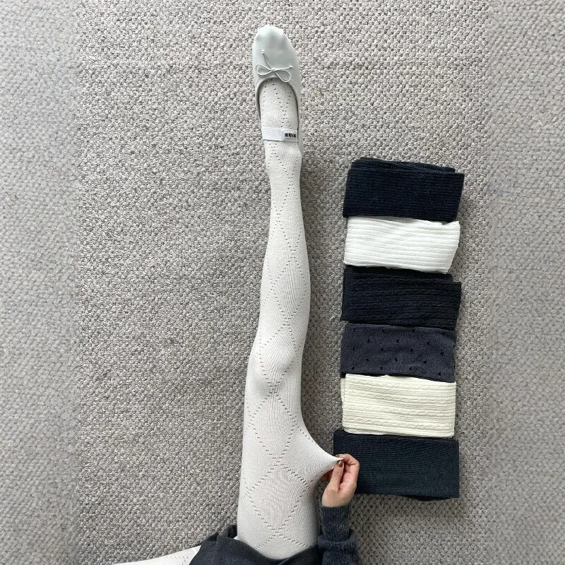 Women's Pantyhose Autumn Winter Hollow Diamond Pattern Hot Girl Style Spring Autumn Medium Thick Coffee Color Leggings