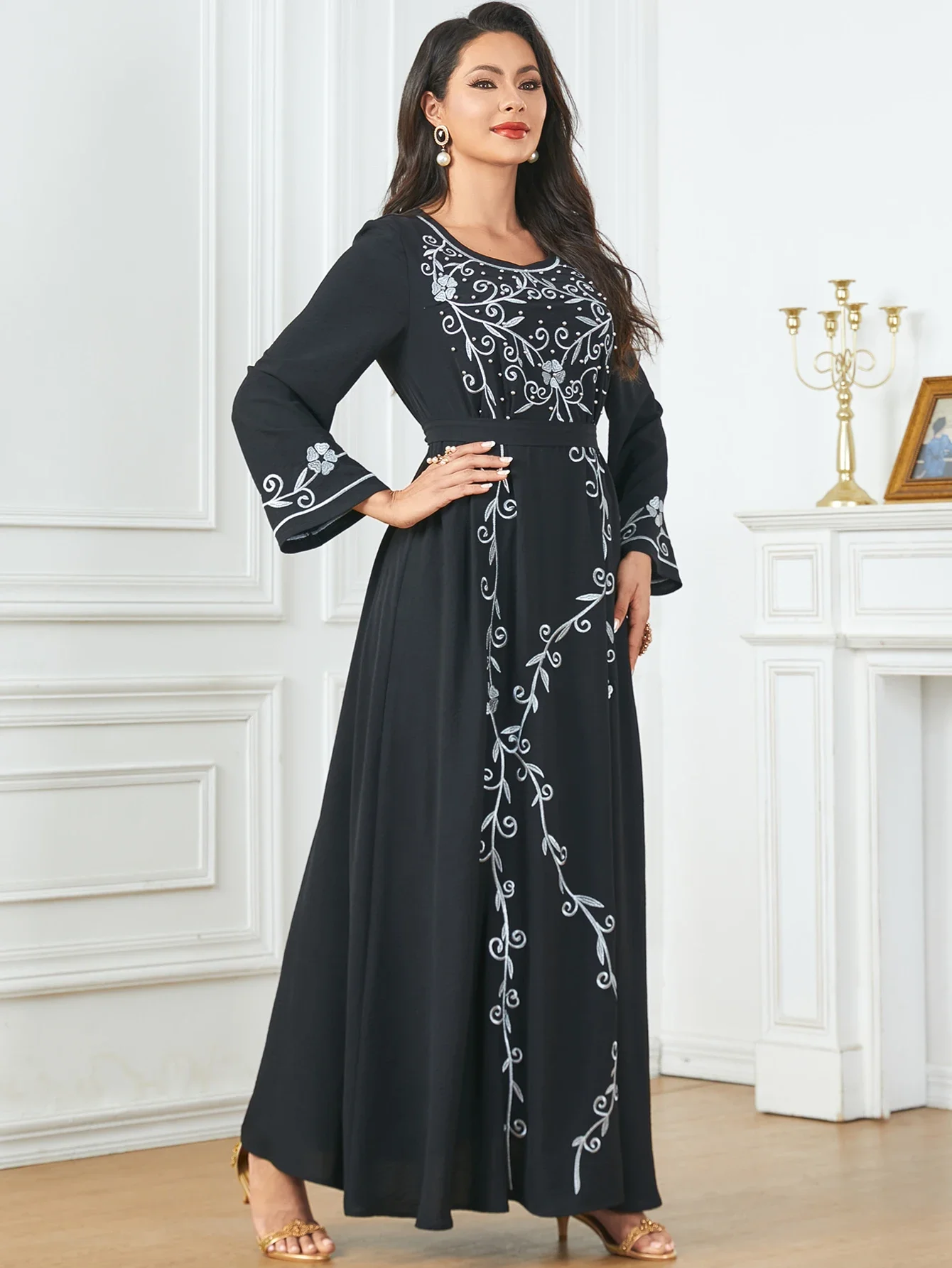 Eid Muslim Party Dress for Women Embroidery Jalabiya Abaya Lace-up Ramadan Long Dresses Abayas Robe Caftan Vestidos Largos 2024