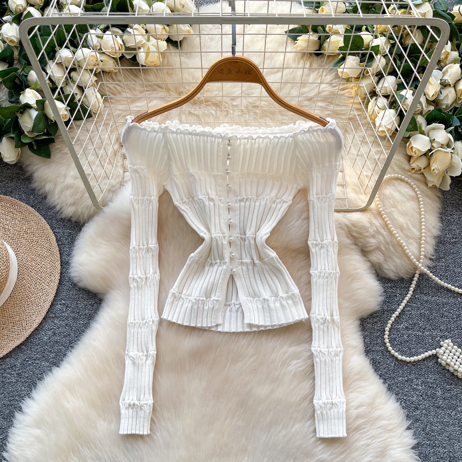 

Female Pearls Buttons Elegant Knit Tops Shirts Women Slash Neck Hotsweet Festival Holiday Party Tops Lady Trendy Ins Chic Shirts