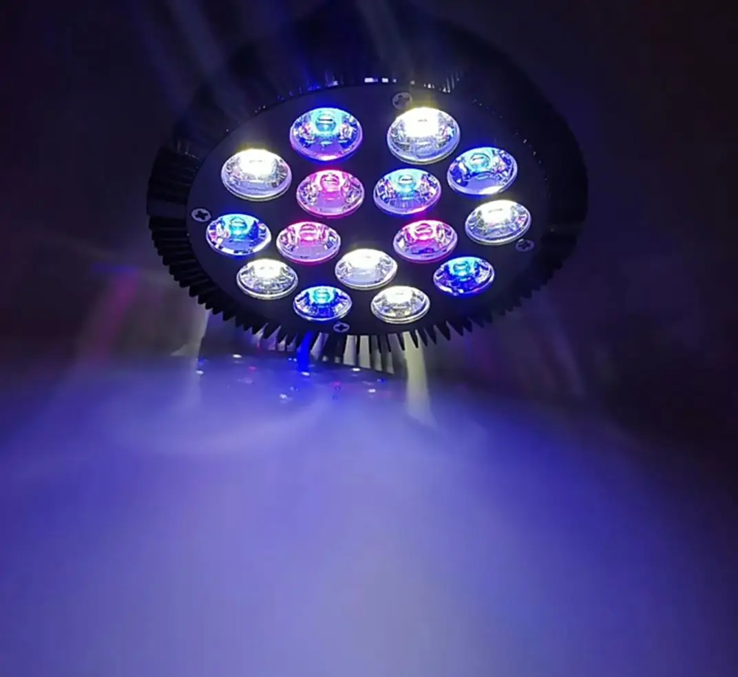 

LED Aquarium Plant Light Bulb PAR38 Fish Tank Lamp 54W Full Spectrum Refugium Light Coral Reef LED For Seawater Tank Plant E27