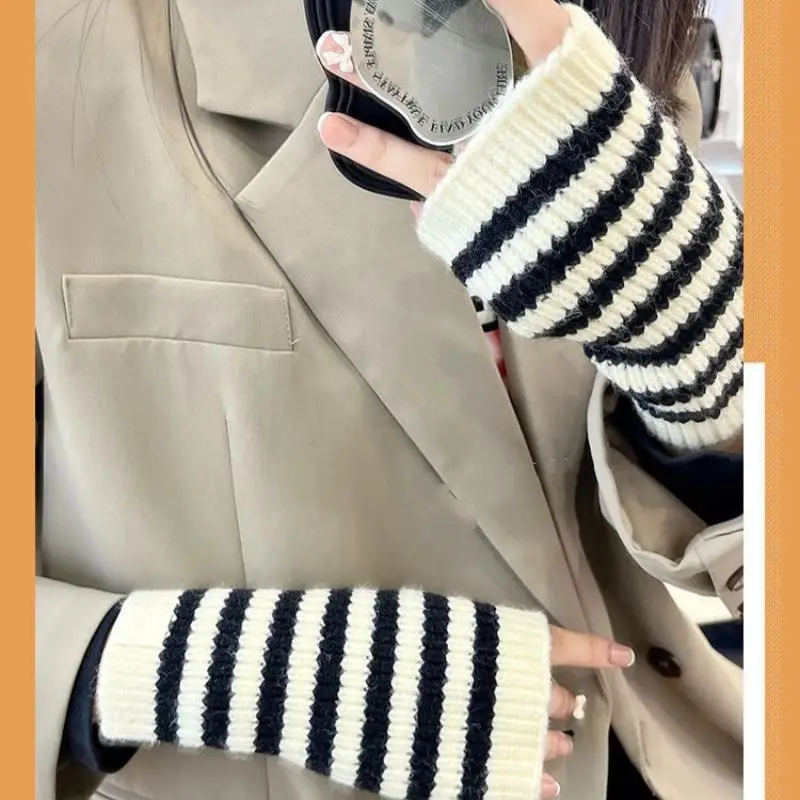 

Short Fingerless Gloves Unisex Oversleeve Arm Warmer Harajuku Warm Cuff Gloves Y2K Sleeve Cover Winter Warm Gloves Mittens