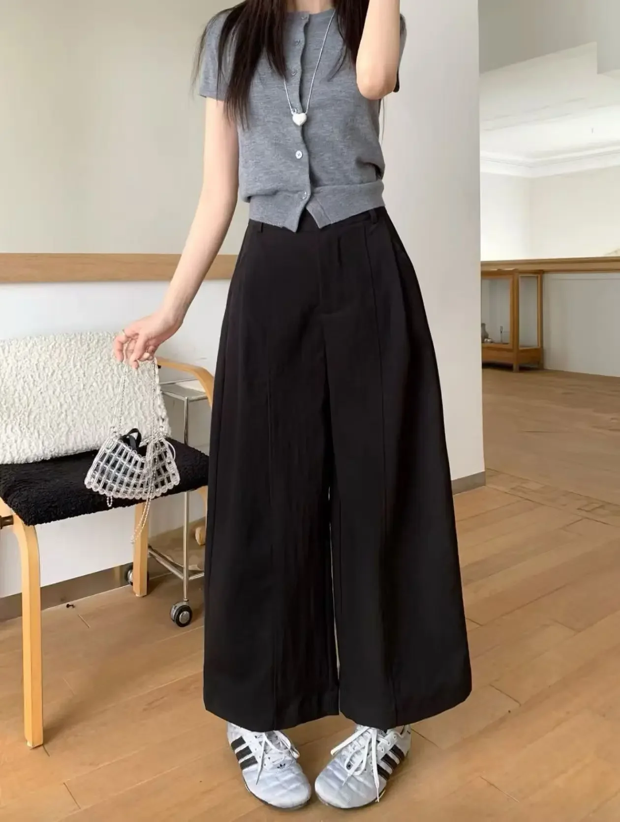 Hochwertige, lockere, vielseitige Damenhose in Khaki, koreanischer Stil, hohe Taille, gerades Bein, lässige, weit geschnittene, vielseitige Hose – Detail 2