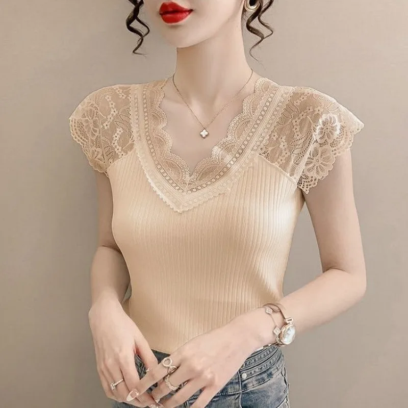 

Lace Women's New Large Size Versatile V-neck Stretch Slim Bottoming Shirt T-shirt Top