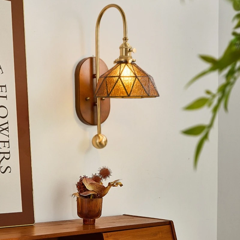 

French Vintage Wall Lamp Creative Personality Bedroom Bedside Lamp Cream Style Corridor Background Cafe Wall Sconces Luminaires