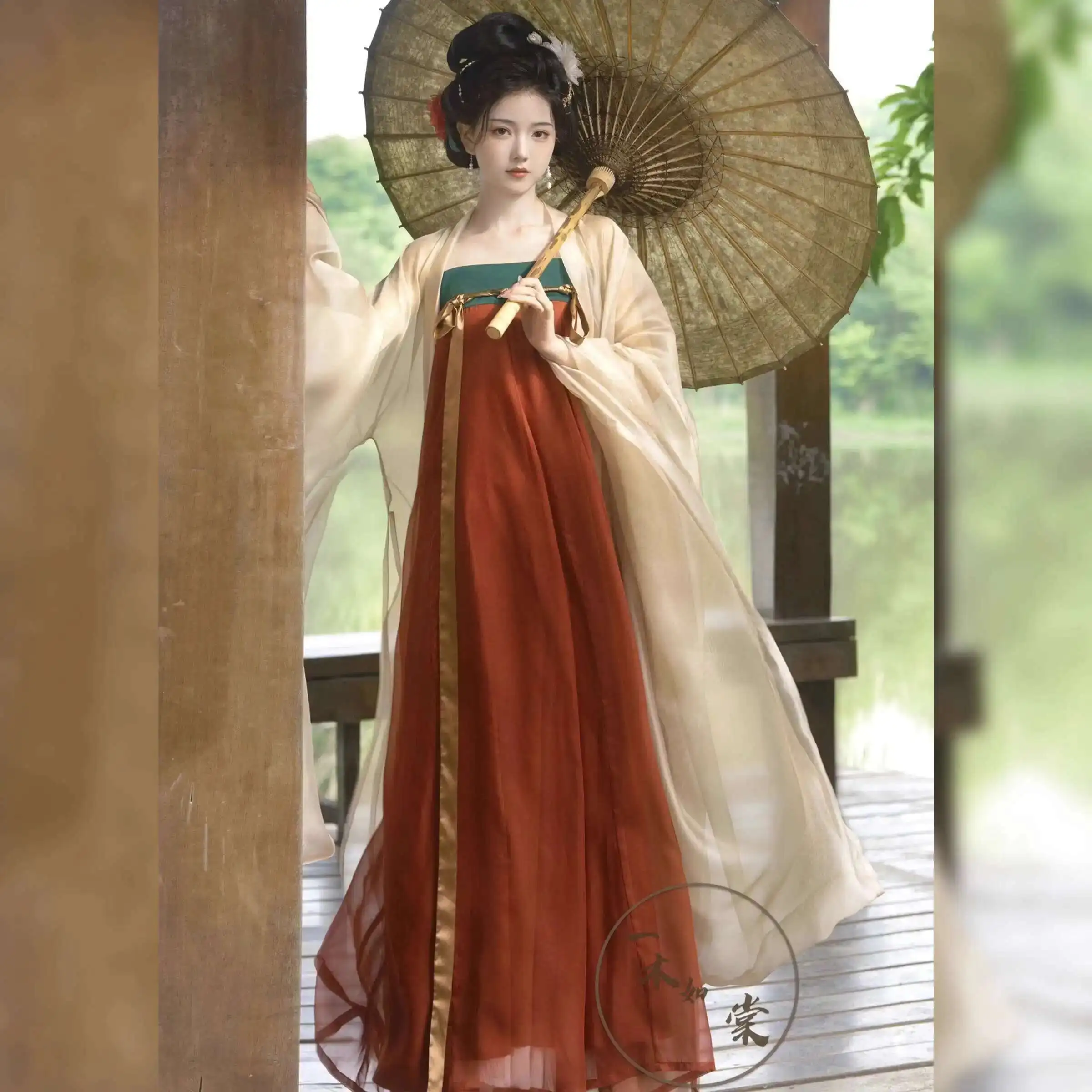 

Women In Hanfu[Yi Mu Ru Tang]Tang Style Big Sleeved Shirt, Chest Length Skirt, Double Draped Silk Set, Summer Style