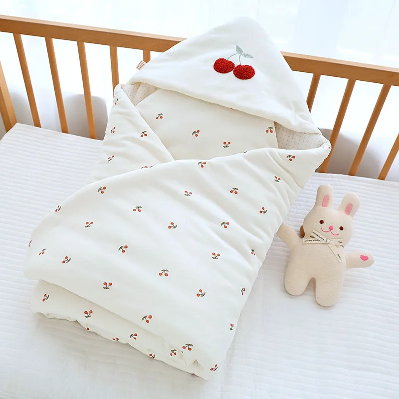 Kocyk Otulacz dla Noworodka 95*95cm Gruby Bawełniany Kreskówkowy Zimowy Otulacz dla Niemowlaka do Pokoju Porodowego na Zewnątrz Miękki Otulacz do Noszenia Prezent