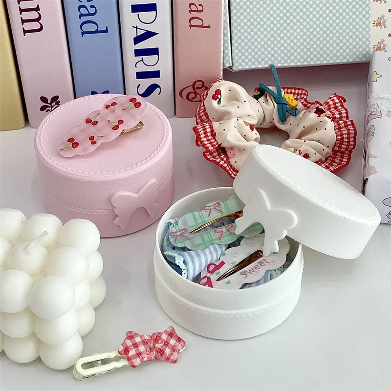 Sweet Cream Color Stationery Organizer Fashion Kawaii Bow Badge Pin Storage Box Round Portable Hair Clip Storage Organizer