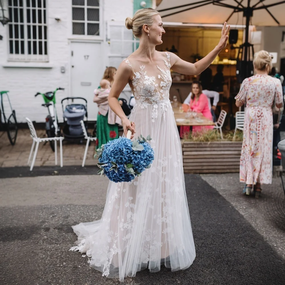 Vestido de novia de corte en A para fotografía de novia, impresionante vestido de novia con tirantes finos, apliques de encaje, Espalda descubierta, bohemio, 20317 #2024