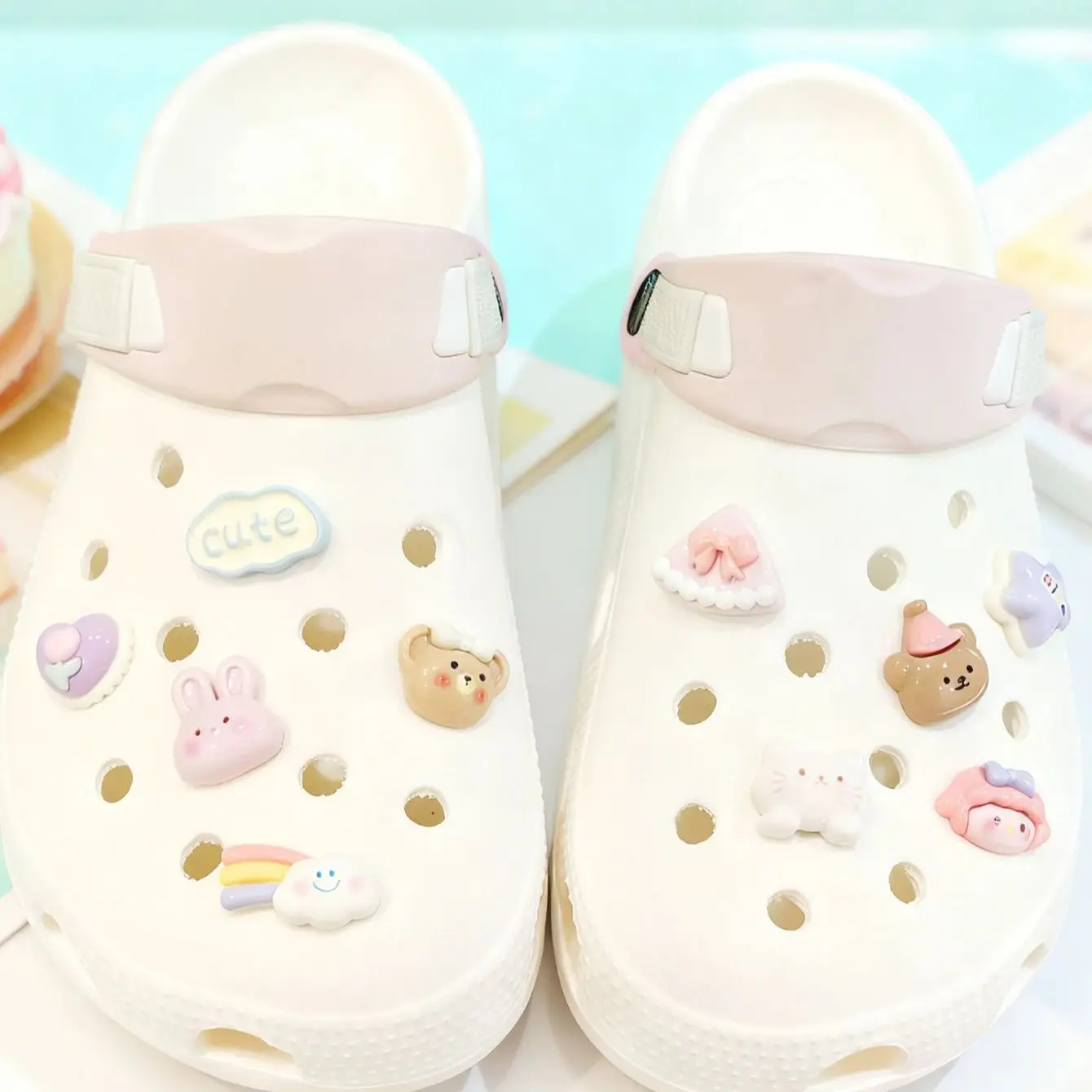 10 ピース/セットかわいい漫画動物穴靴靴バックル装飾ボタンスタークマ花 DIY 靴花アクセサリー女の子ギフト