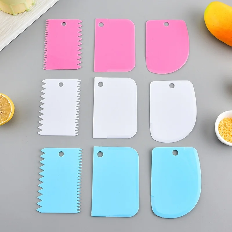 

3PCS/Lot Cream Scraper Smoother DIY Cake Decorating Fondant Pastry Cutters Molds Kitchen Scrapers Baking Spatulas Tools