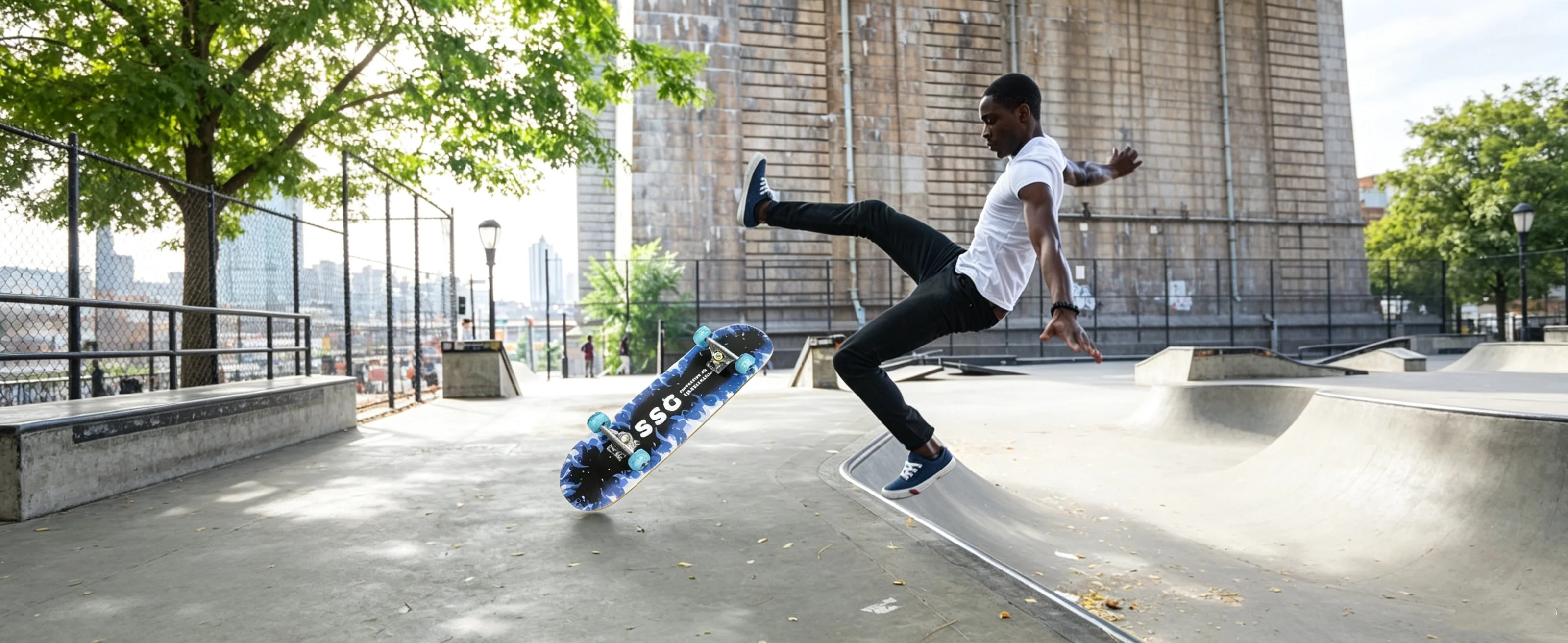 Komplettes Skateboard 31 Zoll, 7-lagiges Ahornholz, vormontiertes Skateboard, Longboards mit ABEC-7-Lagern für Jugendliche und Erwachsene, Blau – Detail 1