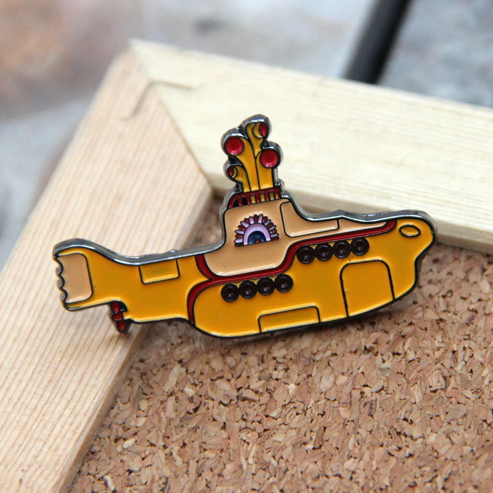 Enamel Pins Fashion Jewelry The Be0tles Rock Band Yellow Submarine Brooch Lapel pins Backpack Badge Jewelry gift