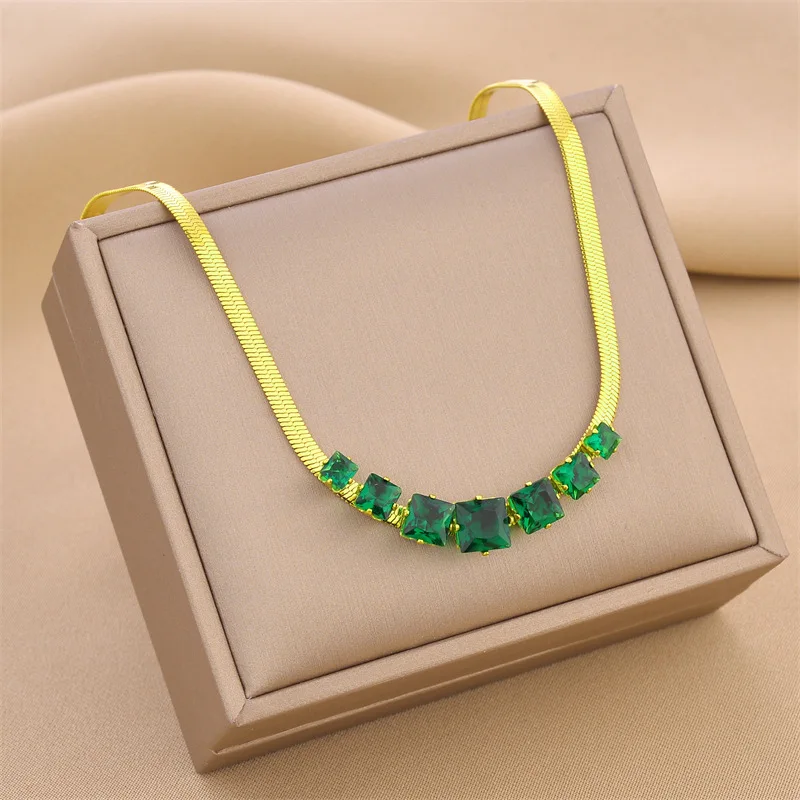 Fashion retro geometric design square neck chain green zircon collar chain Sen series exquisite versatile necklace gift