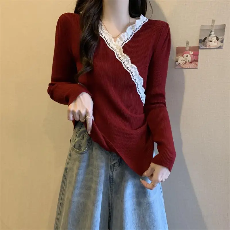 Lace Spliced Slim Pullovers Fashion Irregular Spring Autumn V-Neck Women's Clothing Long Sleeve Casual Basic Solid Color T-shirt
