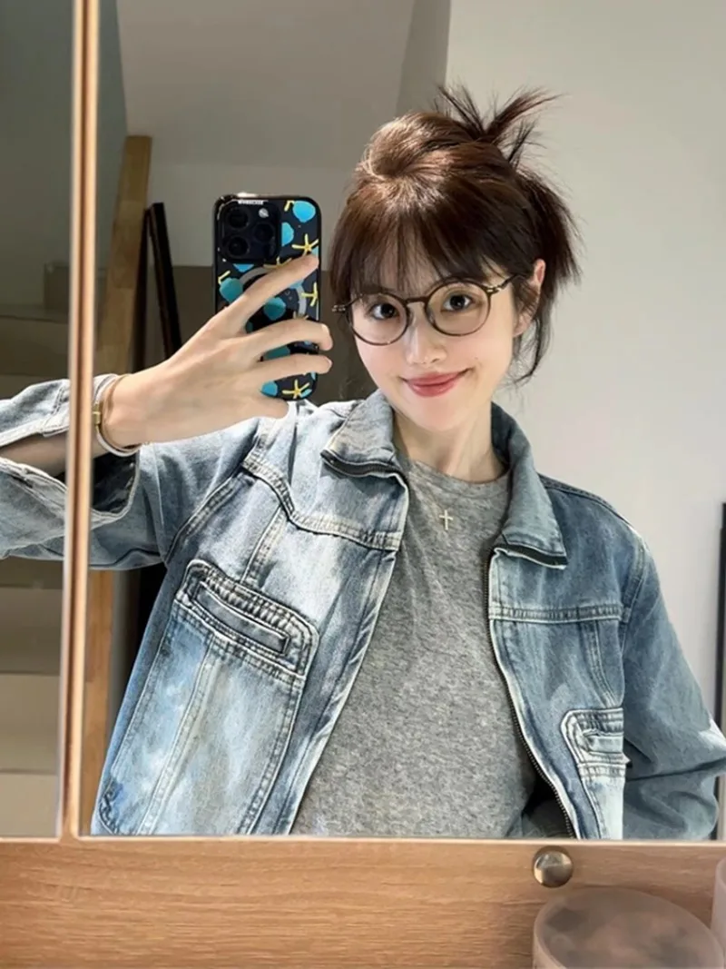 2025 New American Sweet Cool Style Retro Old Spring and Autumn Light Blue Zipper Short Denim Jacket For Women