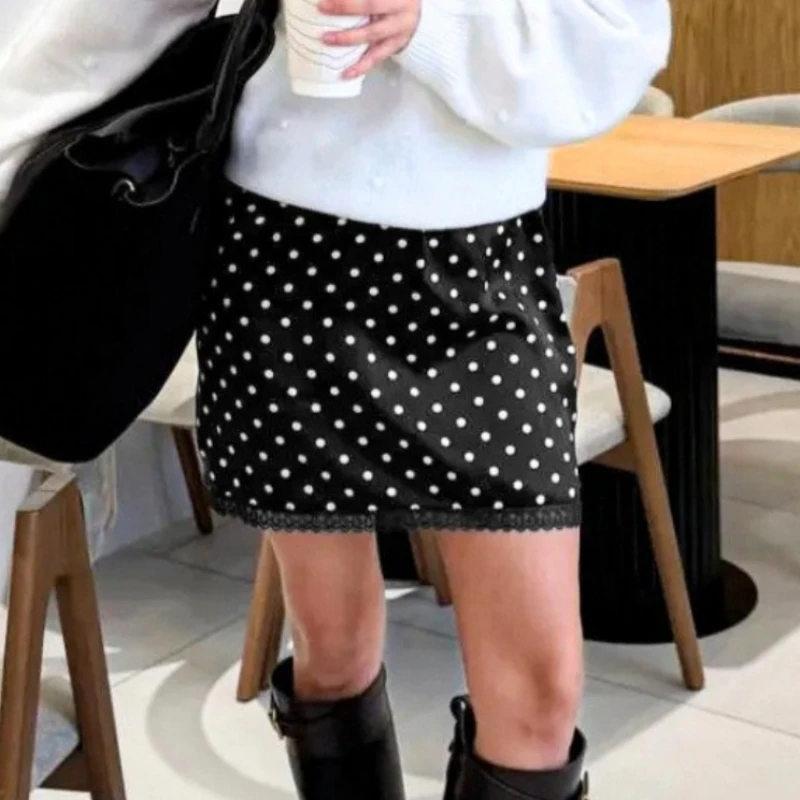 

Tsiisd Women's Polka Dot Mini Skirt Lace High Waist Romantic Luxury Commute Slim Sexy Patchwork Contrast 2026 Female Y2k Skirt