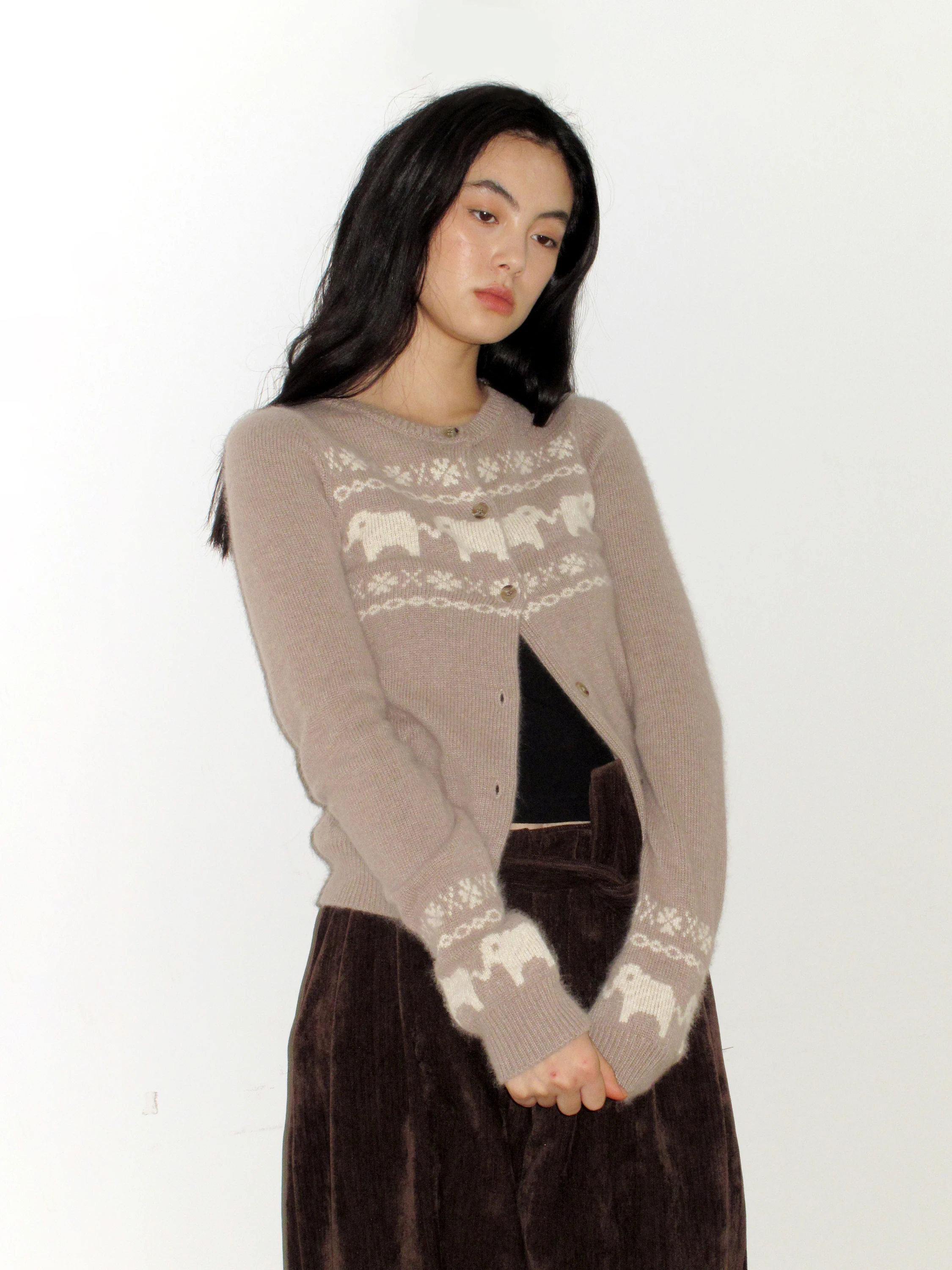 

Casual Elephant Pattern Fair Isle Knitted Wool Blend ort Sweater Cardigan Soft Nylon Rayon Rabbit Fur Blend Long Sve rou...