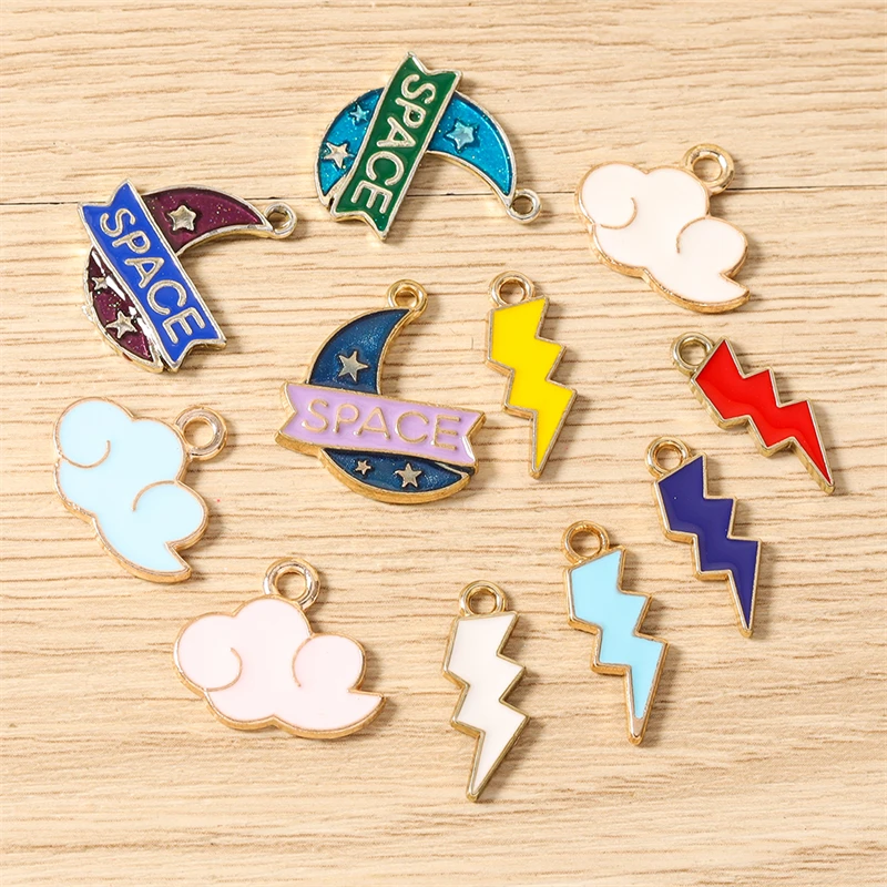 10 Stück niedliche, bunte Emaille-Anhänger in Form von Blitz, Mond und Wolken für die Schmuckherstellung, Ohrringe, Anhänger, Halsketten, DIY-Bastelarbeiten und Accessoires. – Detail 1