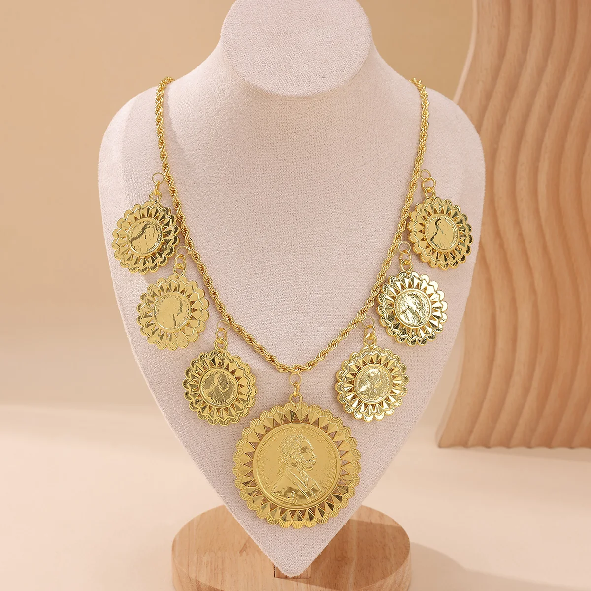 Luxurious Napoleonic Crown And Coin Shape Necklace Two-piece Set Of Retro Palace Arabic Bridal Jewelry