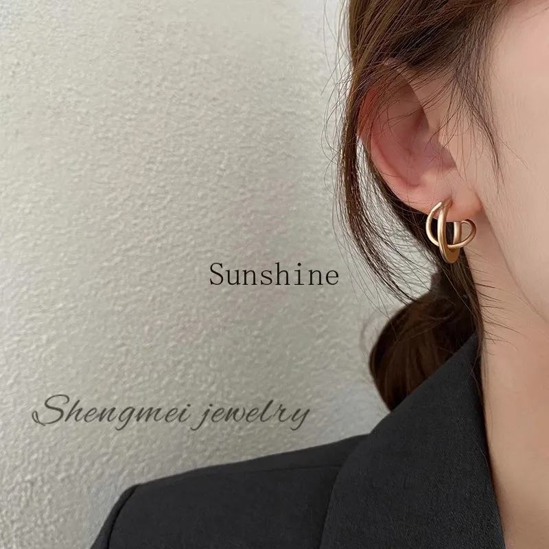 Superimposed ring stud earrings cold wind temperament earrings retro French high sense