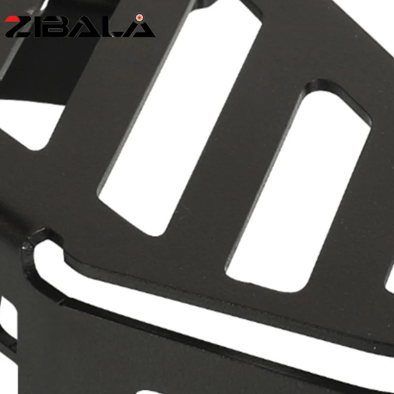 

Motorcycle Accessories FootPeg Footrest Rear Heel Plates Guard Protector For KAWASAKI Z900 Z 900 2017-2018-2019-2022-2023-2024