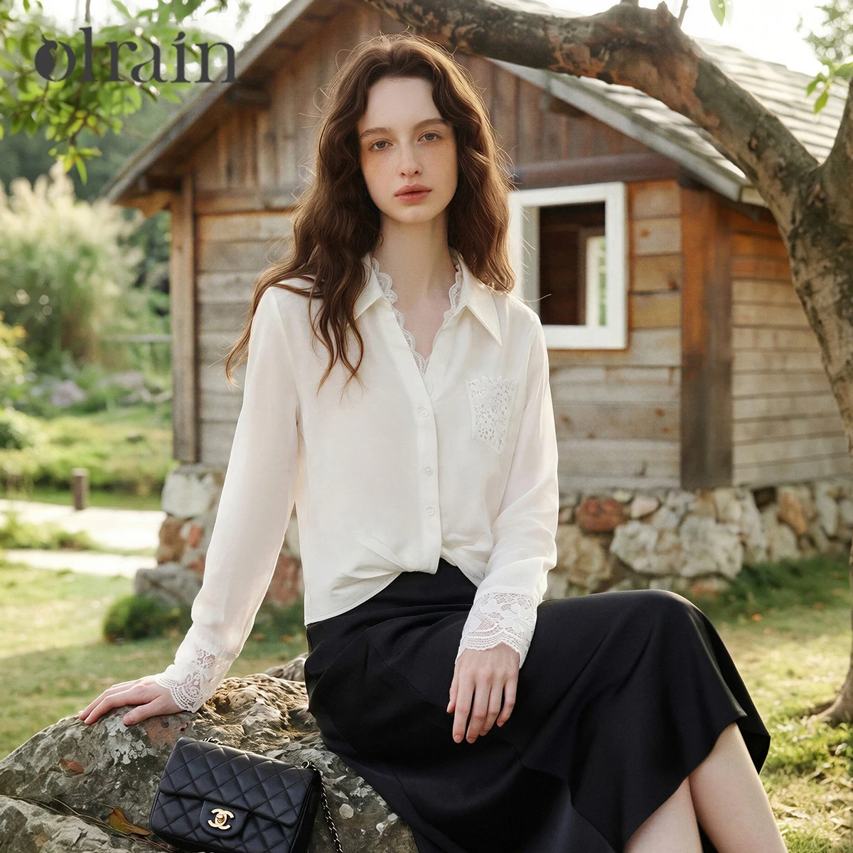 OLrain Sleeve Shirt Women's 2026 Autumn And Winter New Commuter Versatile White Turned V-Neck Lace Splicing Knot O58QC010333