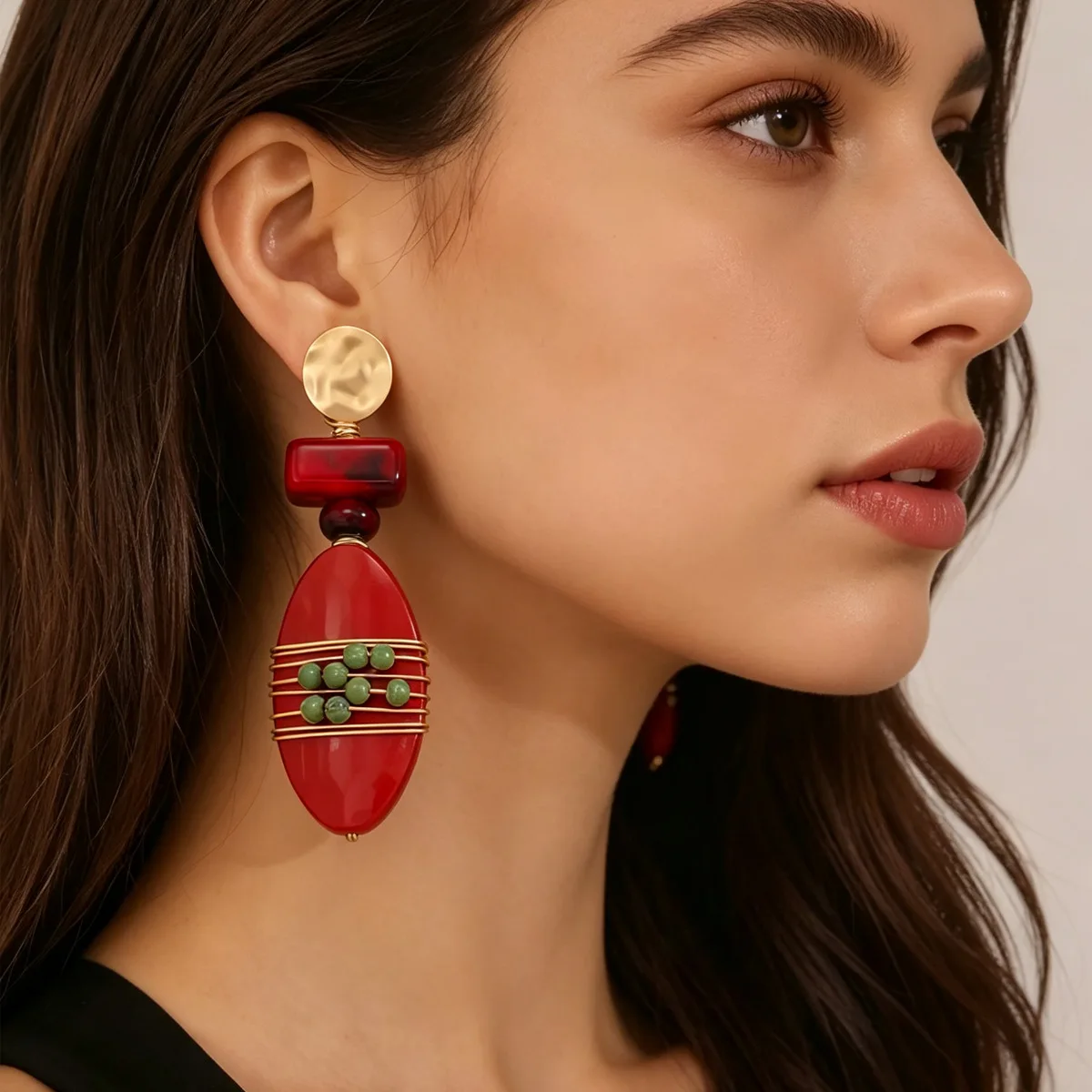 Maillard retro geometric medium and antique earrings women's light luxury high-end sense beaded hand-wound oval earrings