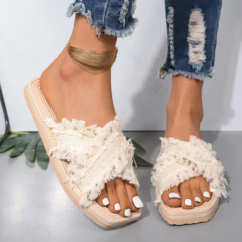 

Large-sized Bohemian Flip-flops for Women with EVA Soles, Comfortable and Lightweight, Ethnic-style Beach Flip-flops for Women