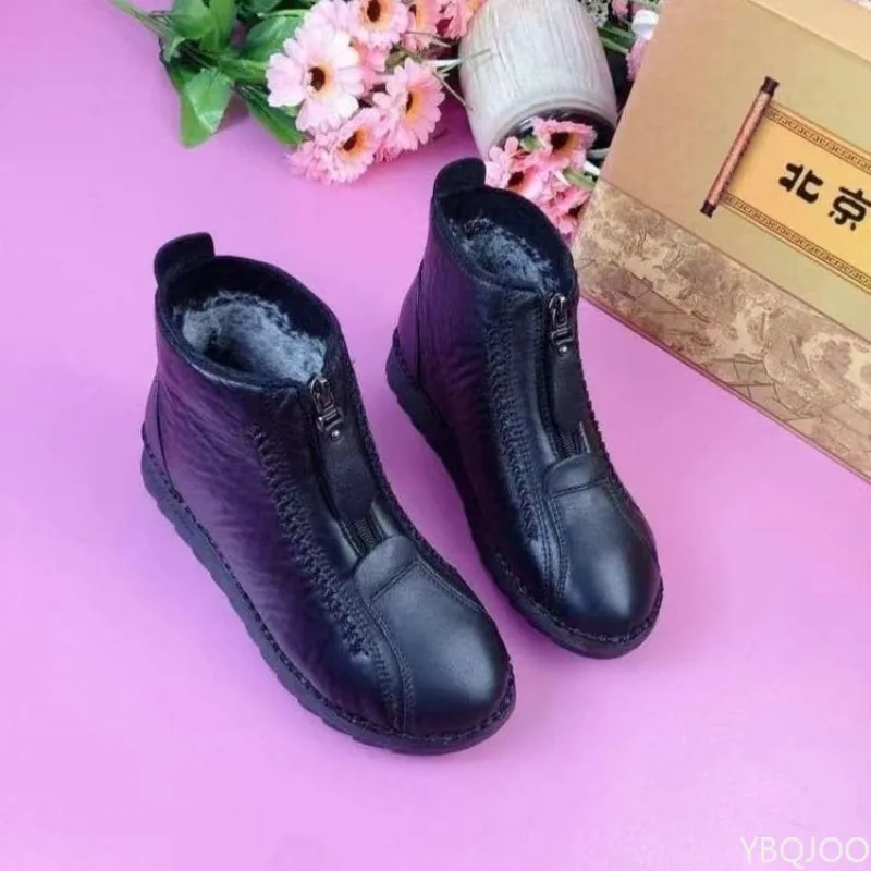 Sepatu bot salju tebal kasual musim dingin baru ukuran besar dengan resleting rendah, sederhana, nyaman, anti selip, tahan aus, berbahan katun untuk wanita.