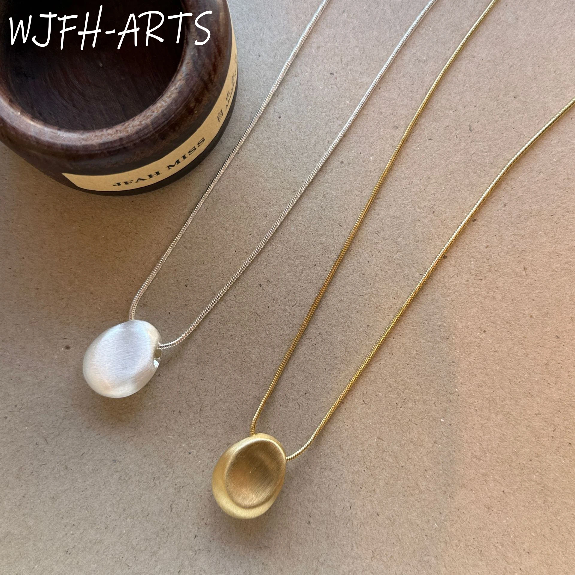 WJFH-ARTS Minimalist Style Brushed Metal Bean Oval Pendant Necklace For Women Light Luxury Long Sweater Chain Adjustable Jewelry