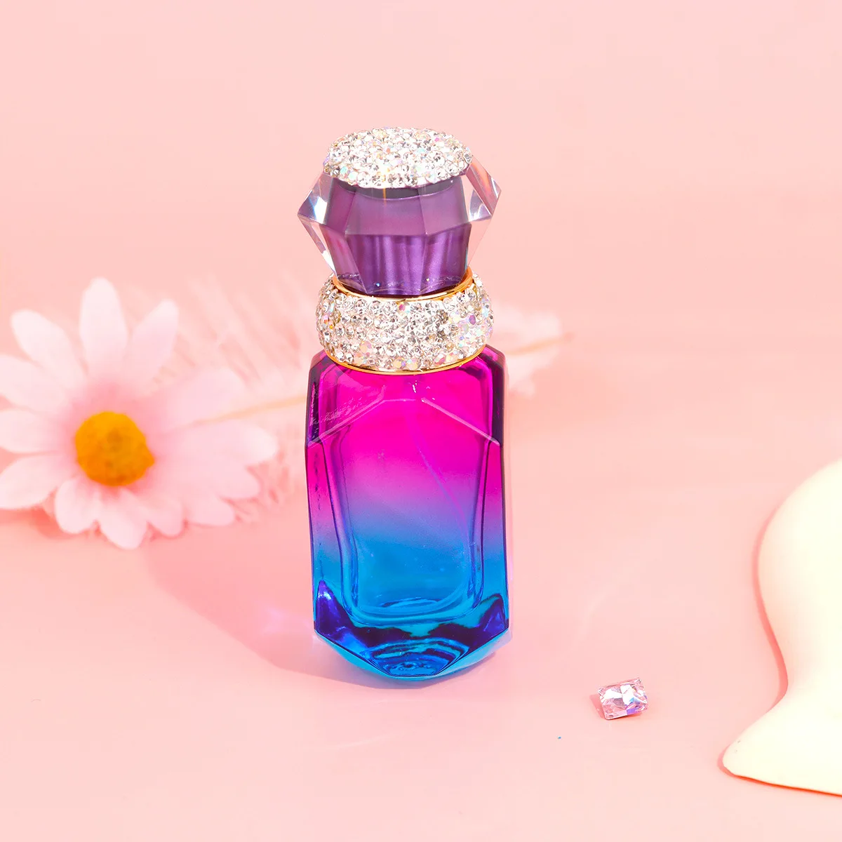 Bling Rhinestone 30ml Perfume Atomizer Pressing Refillable Bottle Portable Multifunction Spray Empty Jar essential Oil Container