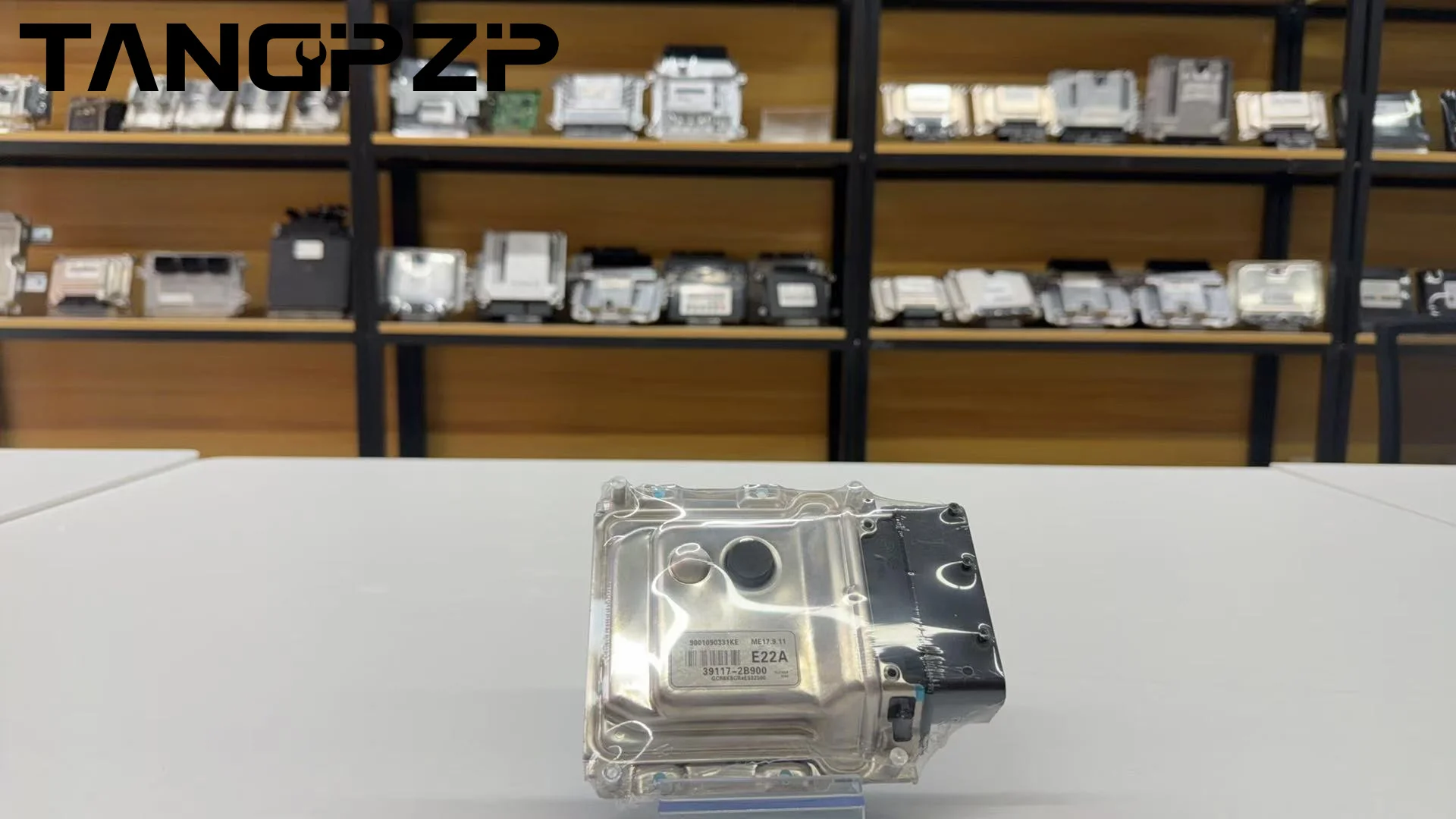 ME17.9.11 Original  39110-2BFC5 39111-03280 39111-03285 39111-03520 Engine Board ECU For Hyundai Kia Yuedong Langdong