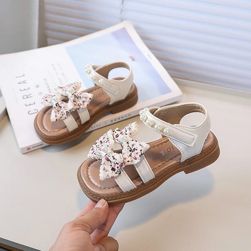 

Summer Girls Catwalk Sandals Princess Versatile Kids Fashion Pearl Flat Sandals Wedding Party Elegant Children Bowknot Sandals