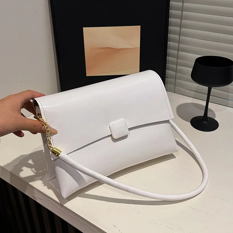 

Новинка 2023 года, осенняя модная женская сумка - минималистичный дизайн, маленькая квадратная сумка через плечо, модная сумка через плечо в элитном стиле