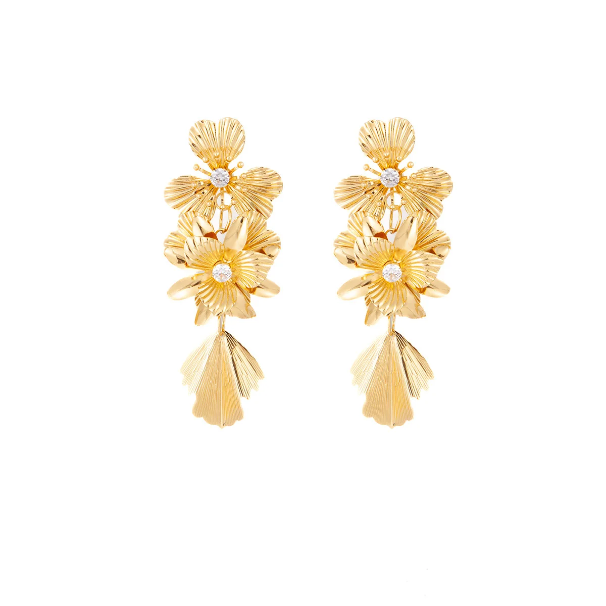 

AETEEY Vintage Floral Metal Earrings, Luxury Diamond-Embedded Leaf Drop Earrings for Women