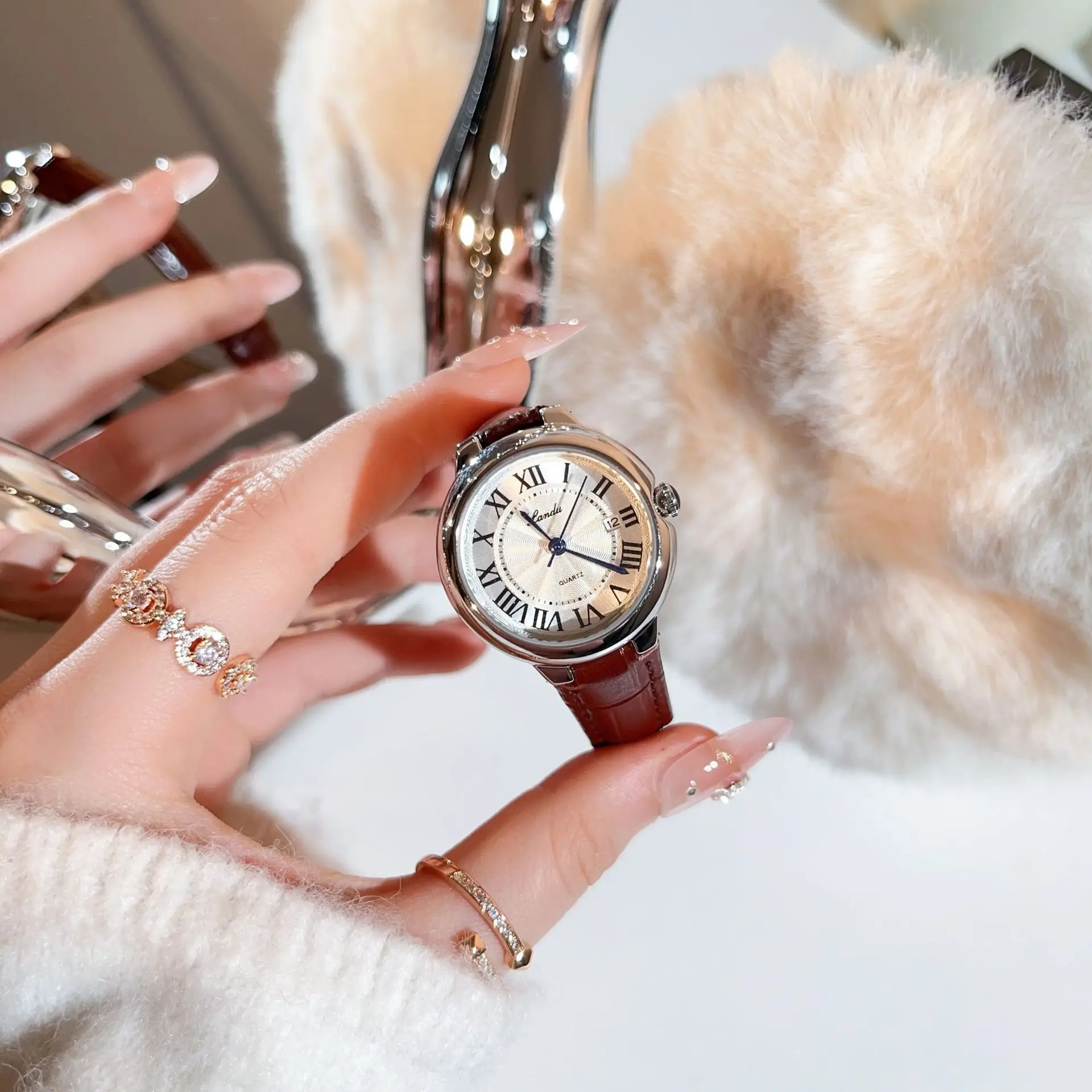 Fashionable retro simple Roman scale quartz leather strap watch casual retro luxury women's watch