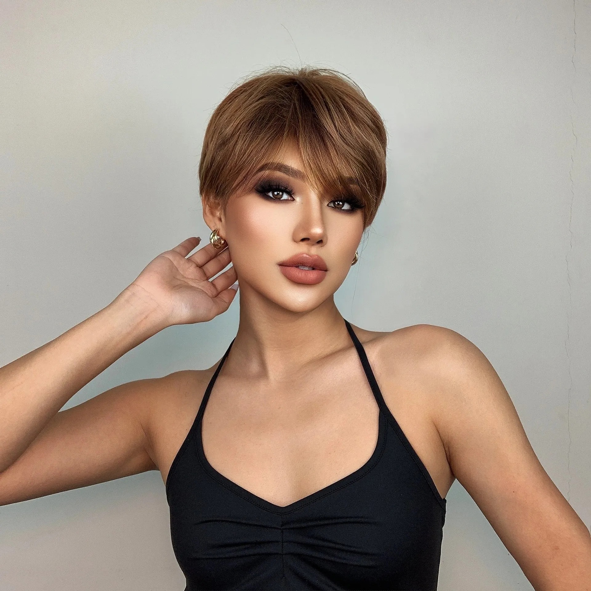 

Natural Brown Bob Wig for Women Short Hair with Air Bangs Lightweight Comfortable Multipurpose Synthetic Hair for Daily