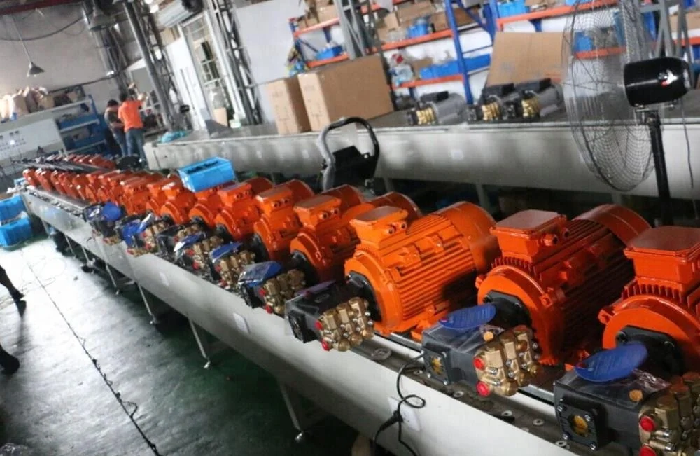 2025Lavatrice per auto ad altissima pressione 220v Cantiere di costruzione Pompa acqua portatile Lavatrice commerciale per autolavaggio fattoria