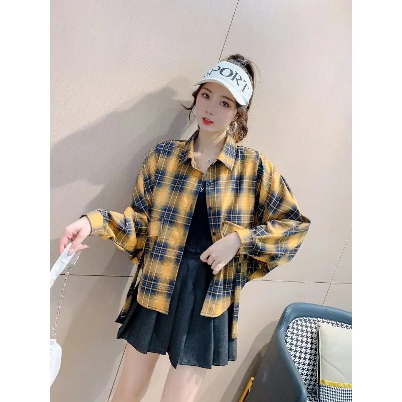 

Autumn Women's Plaid Shirt with Long Sleeves Versatile and Fashionable Loose Temperament Top