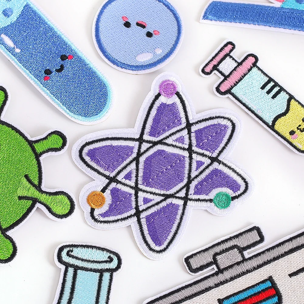 10PCS Cartoon Laboratory Patches Biology Chemistry Lab Iron on Embroidered Applique Scientist Experiment Virus DIY Clothes Badge