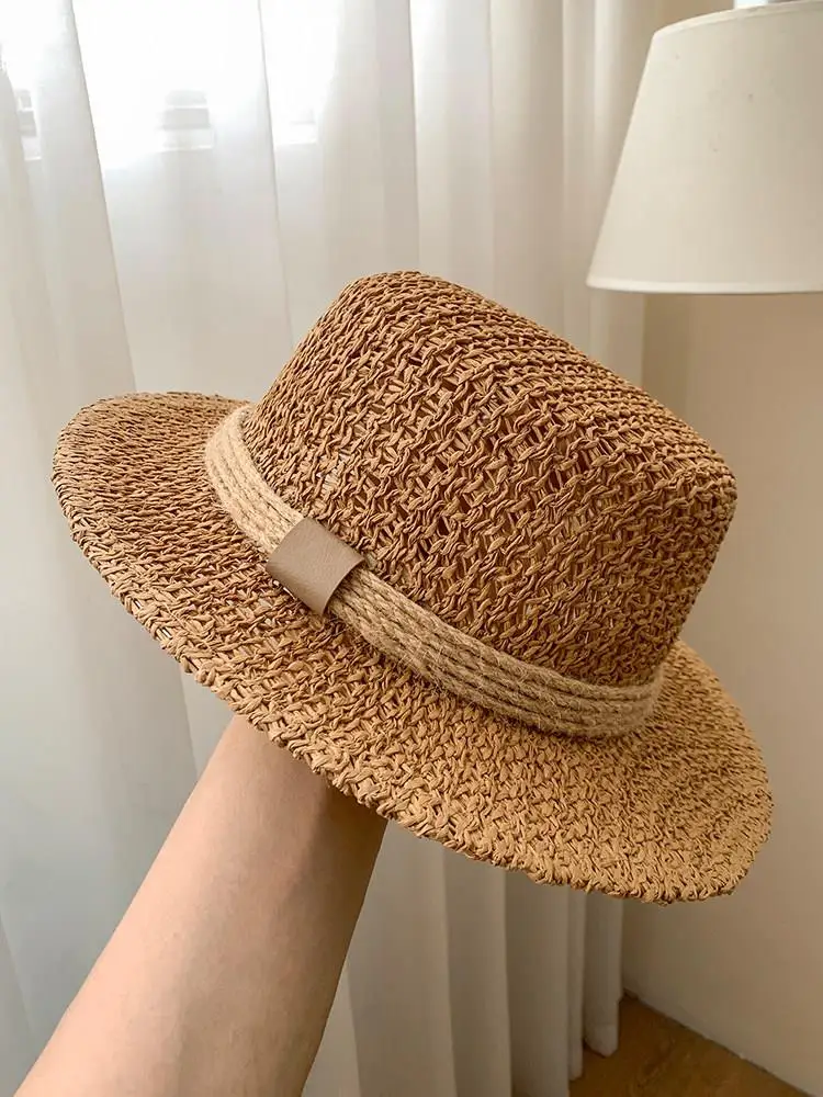 nouveau-style-–-chapeau-de-paille-plat-pour-femme-tresse-ajoure-ideal-pour-la-plage-la-protection-solaire-design-decontracte-cadeau-d'ete