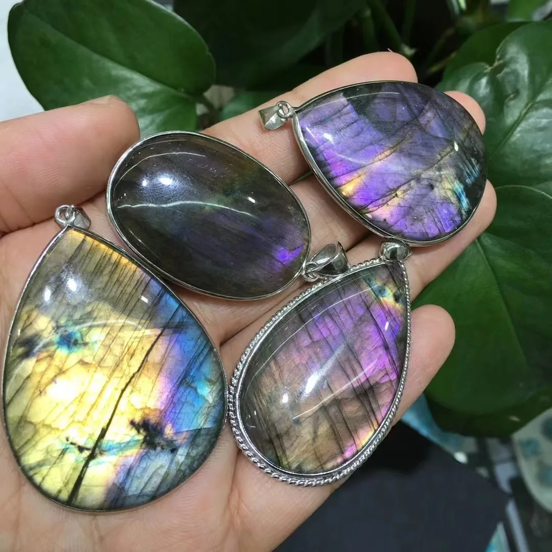 Unit One Piece 925 Silver Buckle With Purple Light High Quality Natural Labradorite Crystal Big Size Random Shape Pendant