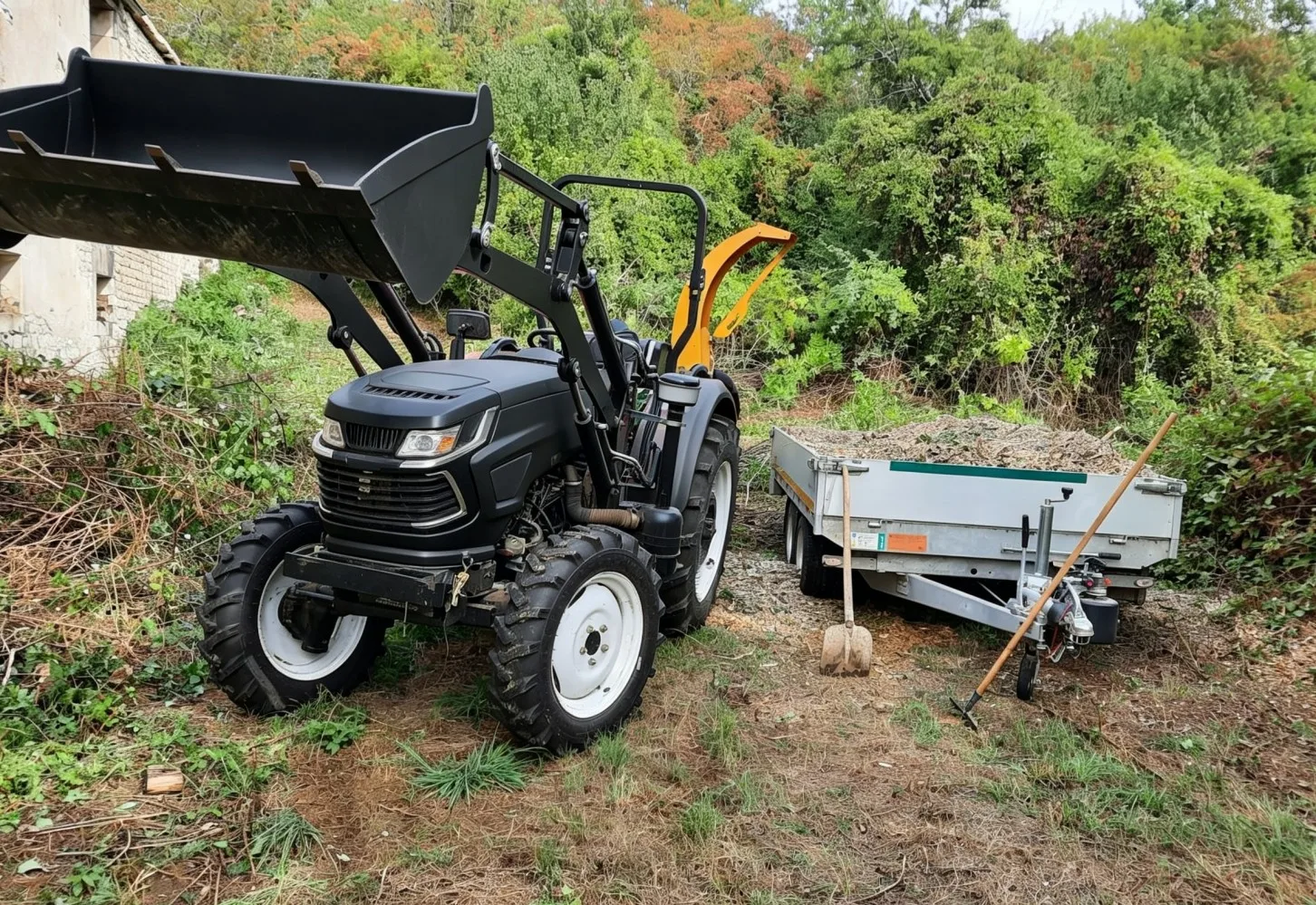 80HP Farm Tractor with PTO Output for Matching Farm Implements