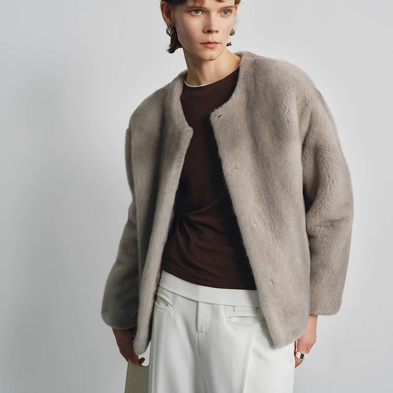 Ftangaiur  Winter Import Velvet Mink Fur Coat O-Neck Pure Color Loose Mink Coat Women New Short Natural Real Mink Fur Coats