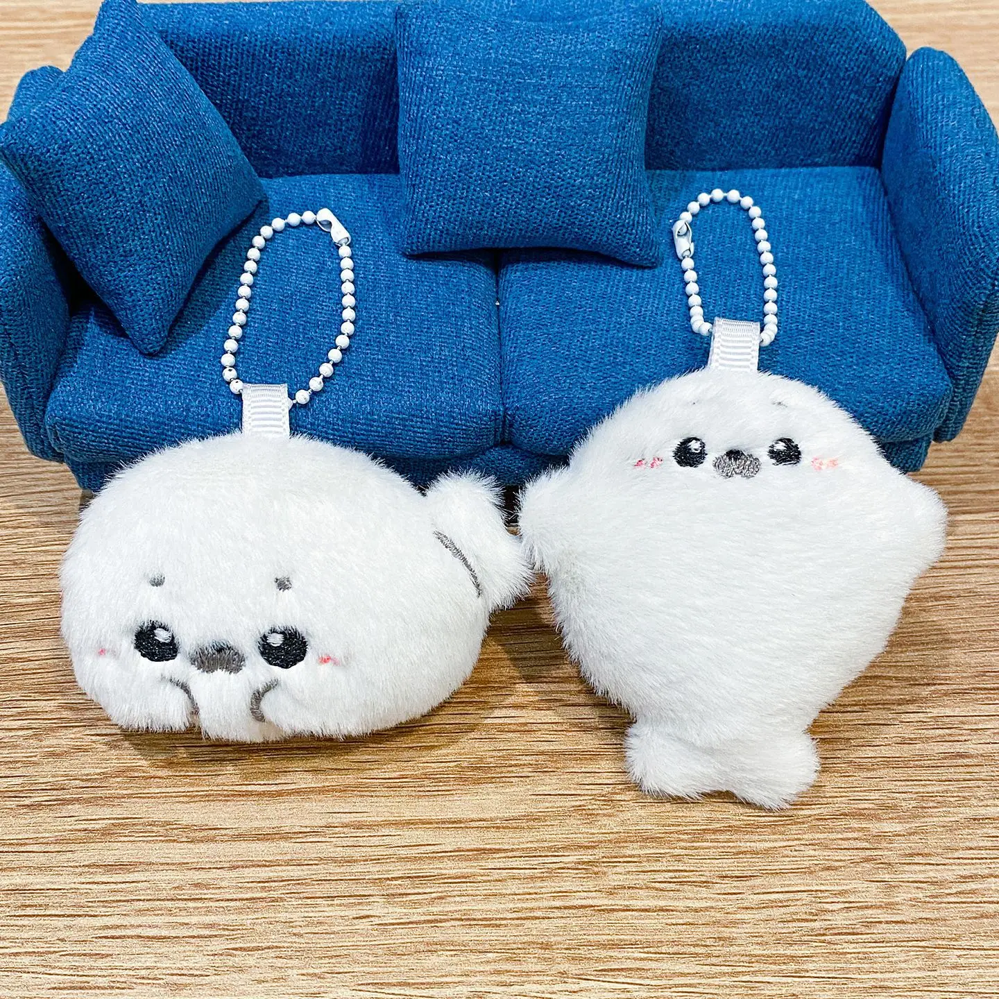 

Cute Baby Seal Plush Keychain Cartoon Soft Stuffed Doll Bag Pendant Fluffy Animal Plush Ornament Backpack Charms Holiday Gift For Girls Friends