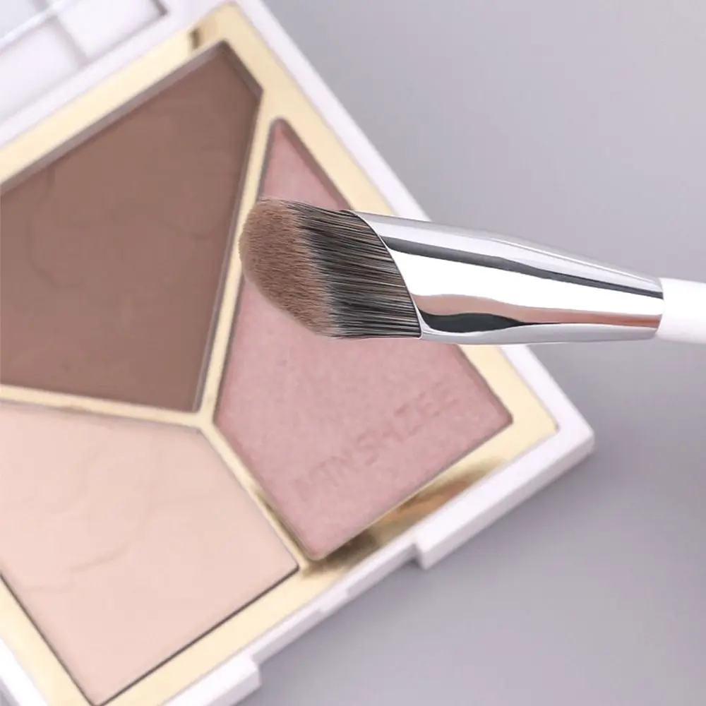 오블리크 헤드 페이스 파운데이션 브러쉬 화이트 컬러 파운데이션 컨실러 코렉터 브러쉬 컨투어 뷰티 툴 코렉터