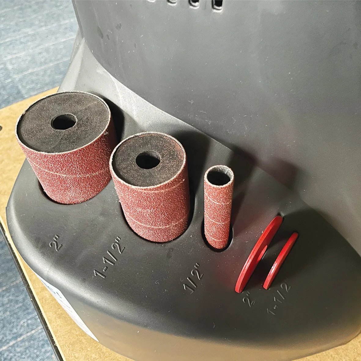 Item#21104 14" Bench Top Wood Os cilla.ting Spin dle Sa.nder with 350W Motor