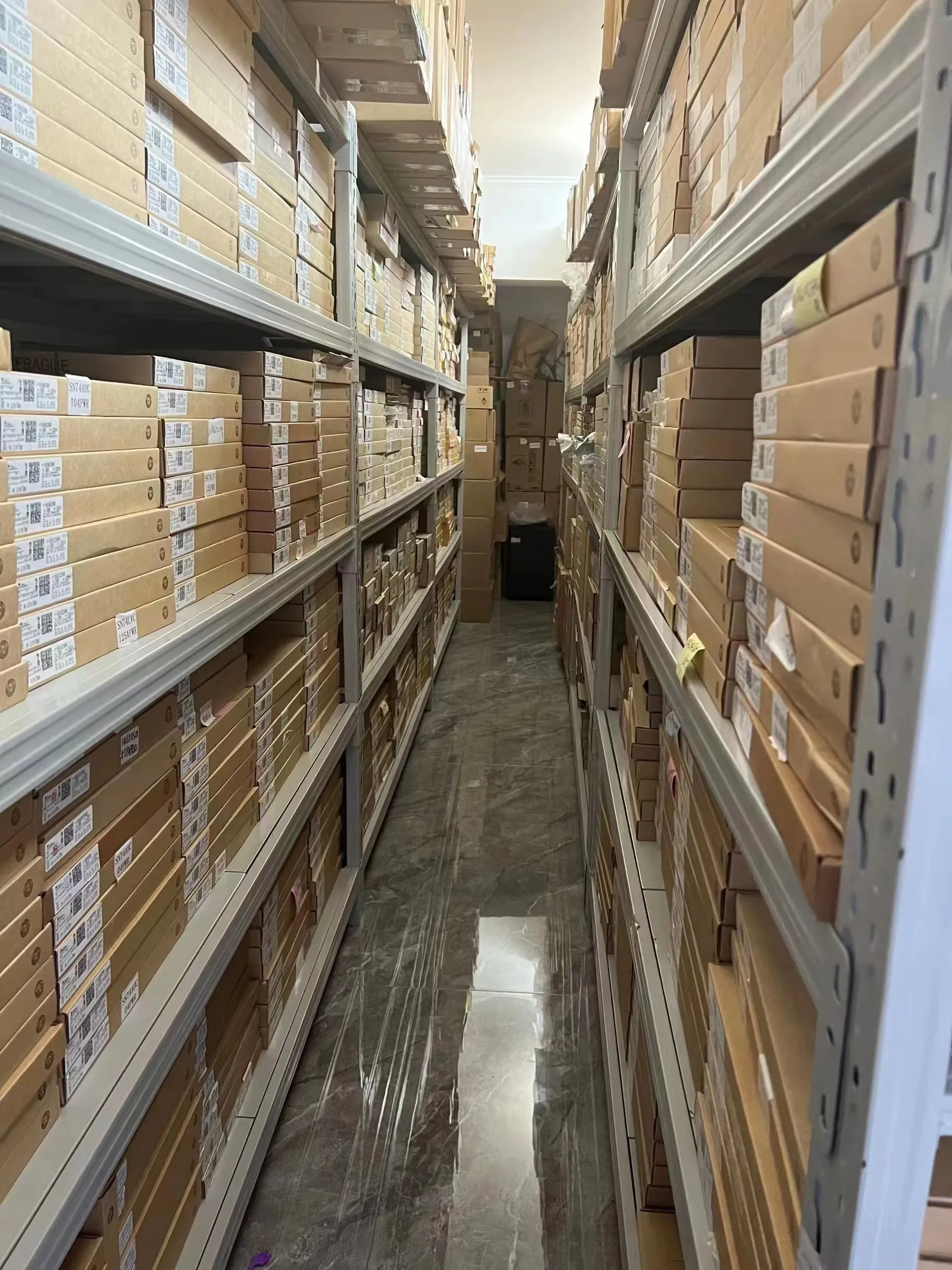 AD5668BRUZ-2REEL7 Digital to Analog Converters - DAC Octal 5V 16bit SPI DAC with reference